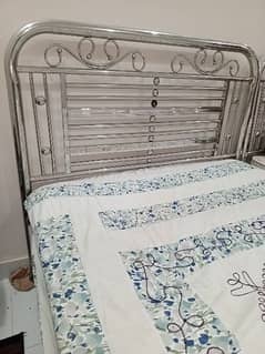 Stainless Steel Bed with Mattress