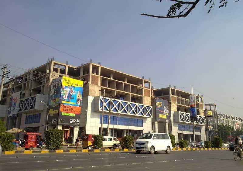 VIP 276 sqft Office for Sale at Kohinoor One Plaza, Faisalabad Best for Investment 7