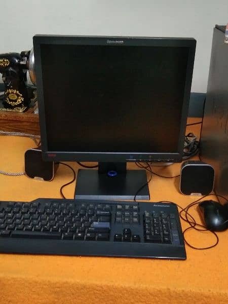 Computer for sale in kamra cantt 0