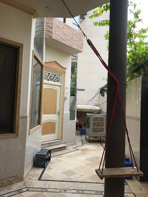 Sheikh Colony House For sale Sized 7 Marla 3