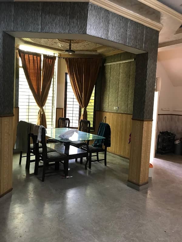 Sheikh Colony House For sale Sized 7 Marla 11