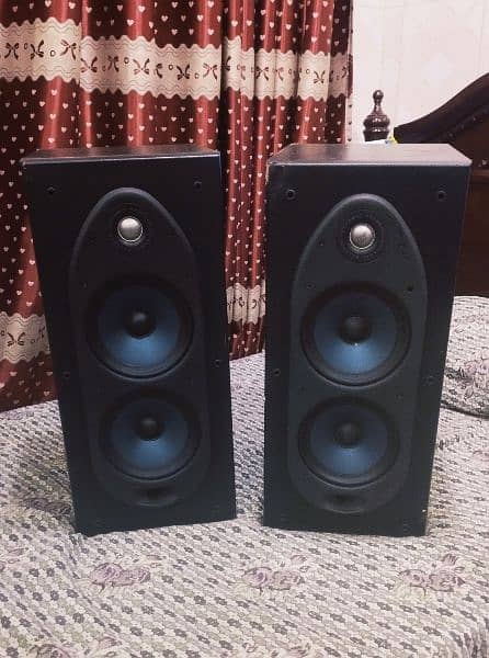 Home Theater Speakers and Subwoofer Tower speakers (Bose JBL Yamaha) 0