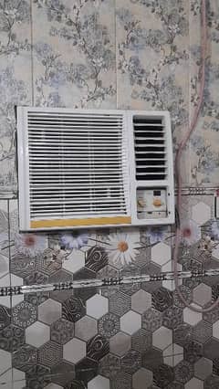 National 0.75-ton window AC Condition: 8/10 Machinery is in good condi 0