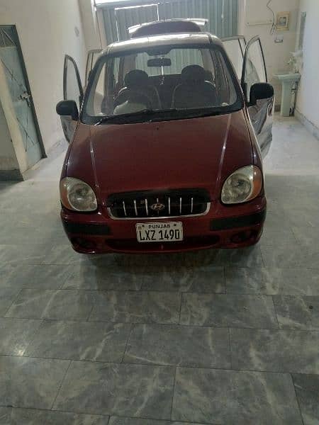 Hyundai Santro 2001 best for family use. 14