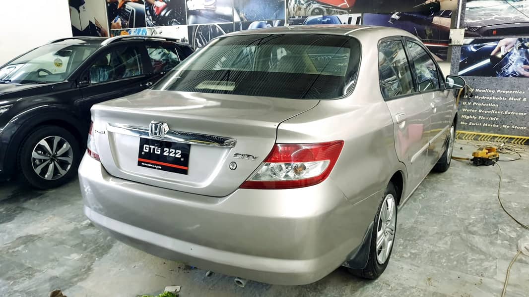 Honda city Available For Pick & Drop Monthly Rent Home use only 1