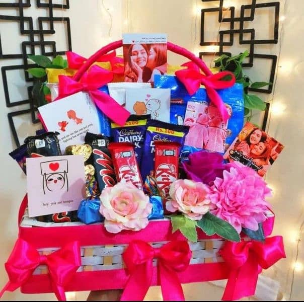 Customized Gift Baskets For Birthdays, Chocolate Box, Bouquet, Cakes 8