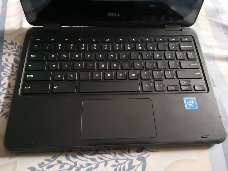 Dell Chrome Book 8GB/32GB (Touch Screen) Excellent Condition 3