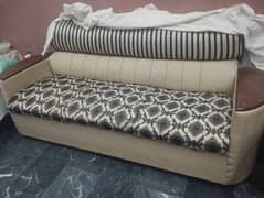 5 seater sofa in new condition