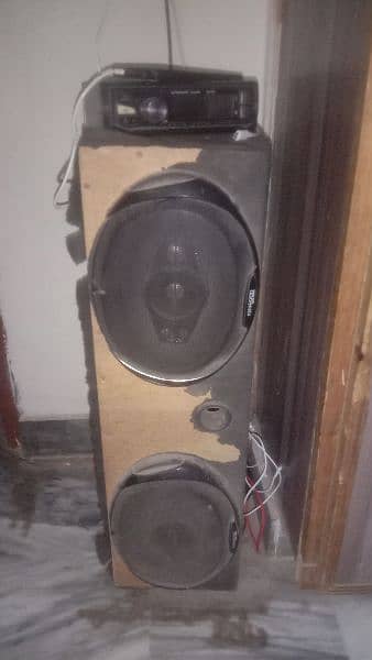 speaker or tape set 0