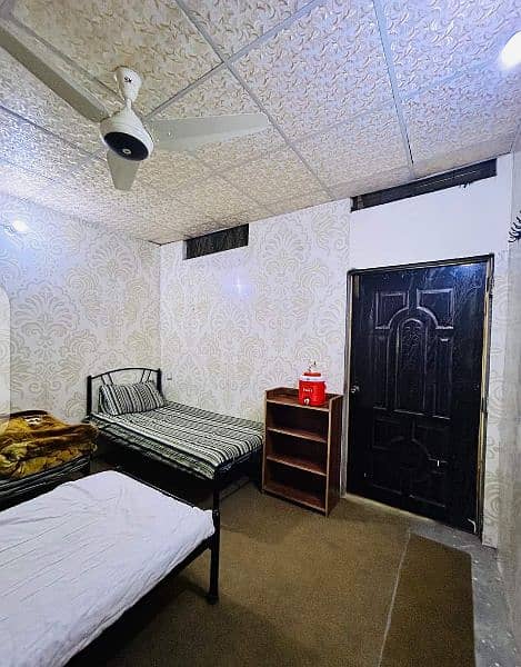Raza boys hostel single and sharing room available 2