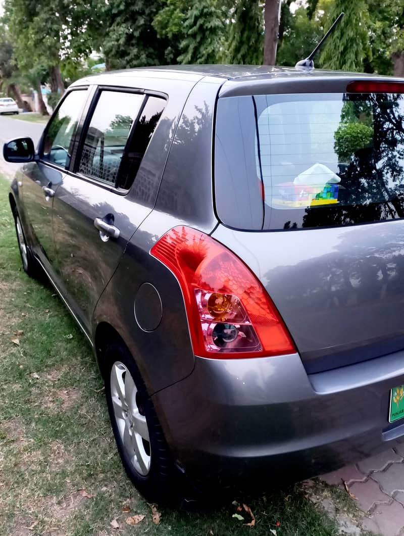 Suzuki Swift 2015 3