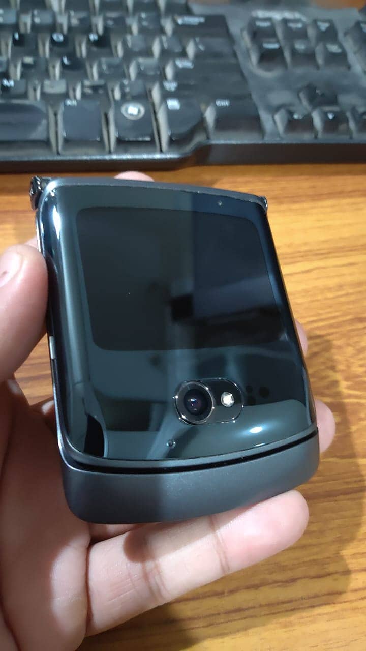 Motorola Razr 2020 5g final variant 10