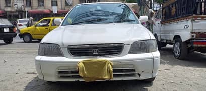 Honda city 1997 white colar