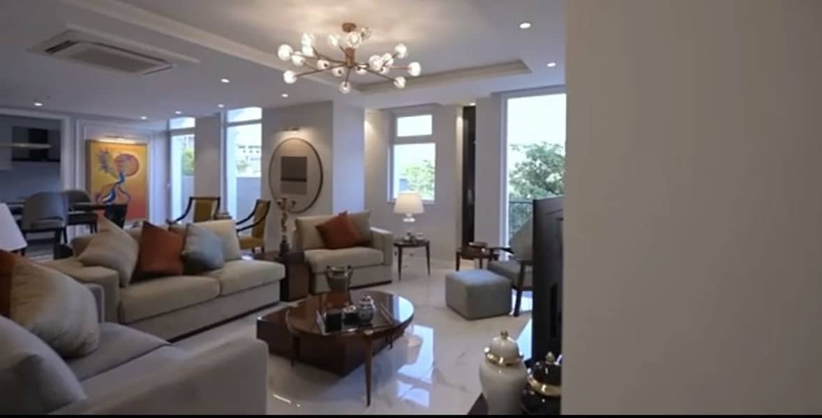 Luxury Ready To Move 2 Bed Apartment In Gulberg At Prime Location 1