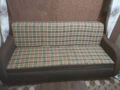 5 Seater Sofa with Table in Gulshan e Iqbal