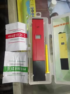 Digital pH meter