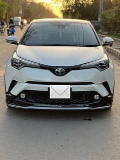 Toyota C-HR 2017 G LED Nero edition 0