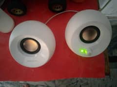 2 speaker plus built in bass very good sound for led nd computer