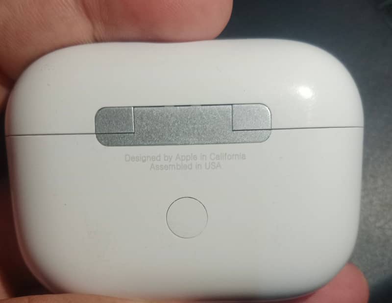 Apple Airpods pro 1st generation 1