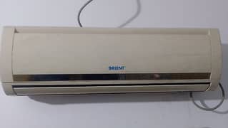 Orient 1.5 ton AC running conditions  . Inverter sy exchange possible