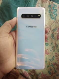 sumsung s10 5G 8 gb ram 256 gm memory  pic ma dekh skty hain