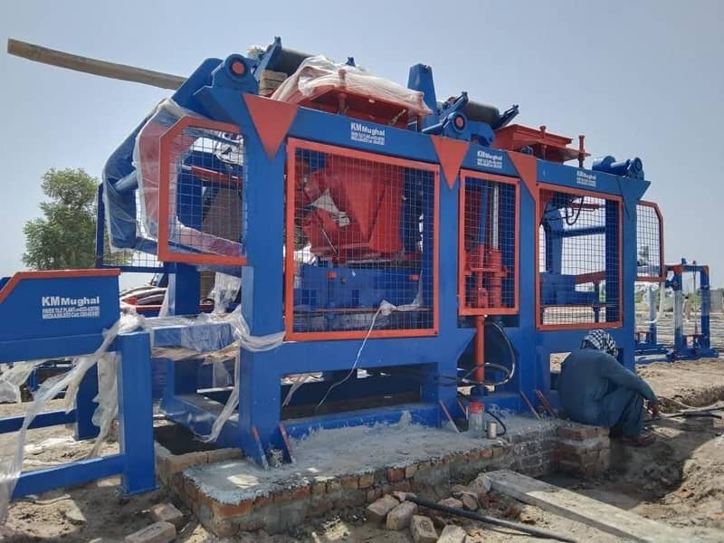 Fully automatic concrete paver blocks making machinery in pakistan 14