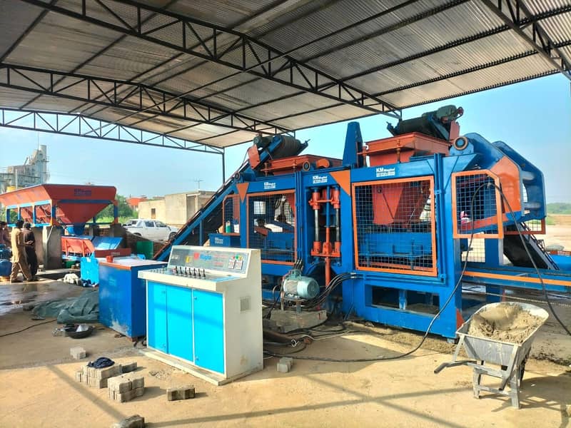 Fully automatic concrete paver blocks making machinery in pakistan 6