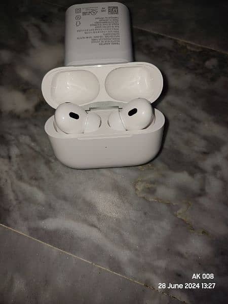 Airpods Pro 2 (Apple) 4