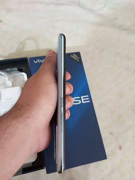 Vivo v20se 8