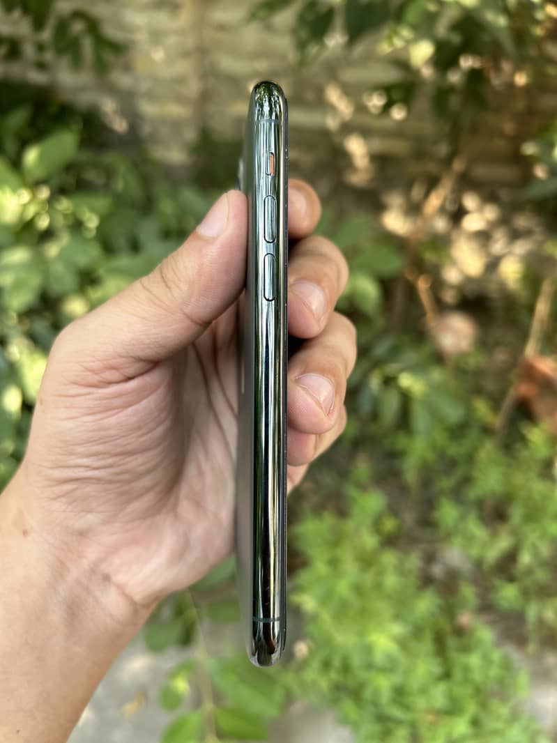 IPhone 11 Pro PTA Approved 5