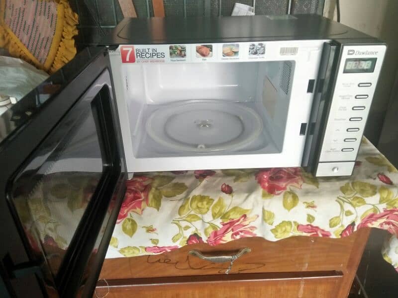 microwave oven 1