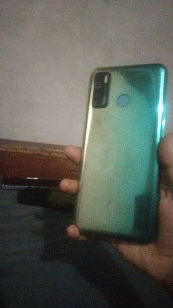 Tecno common 15 4/128 8