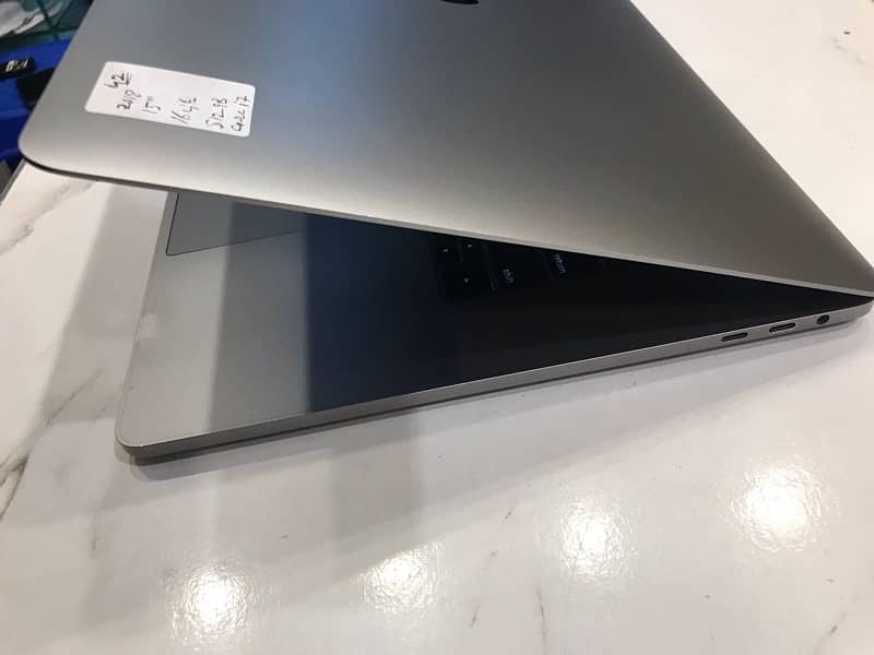 Apple Macbook Pro 2018  15” for sale 0