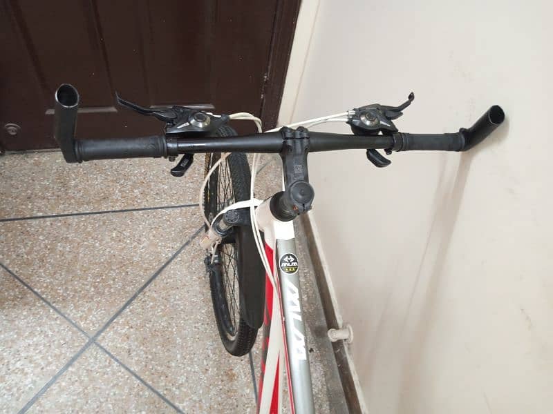26 INCH IMPORTED GEAR CYCLE 1 MONTH USED BEST CYCLE 03265153155 18