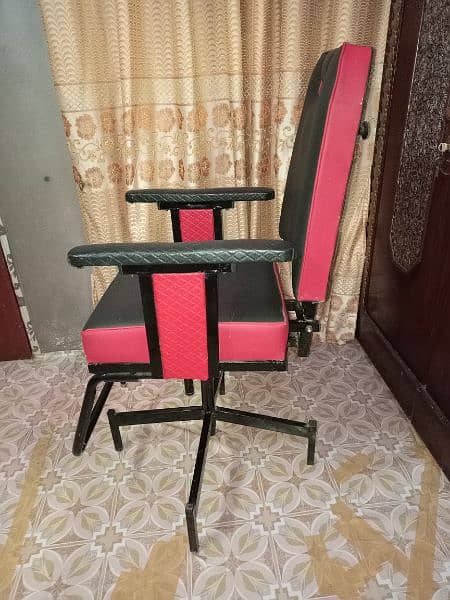 parlour saloon chair 3