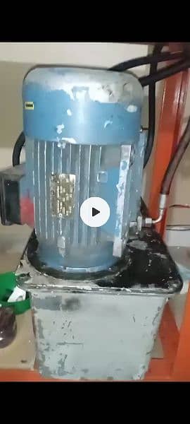 Hydraulic press #paper plate machine #3 hp motor 4