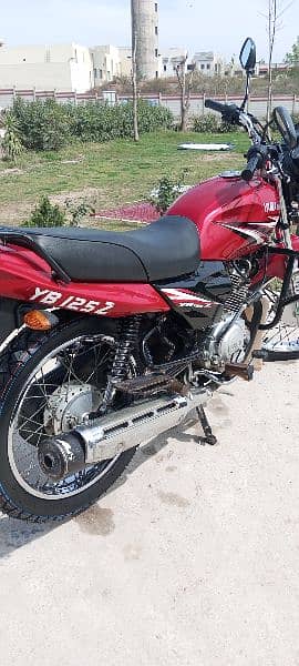 Yamaha yb125z 1