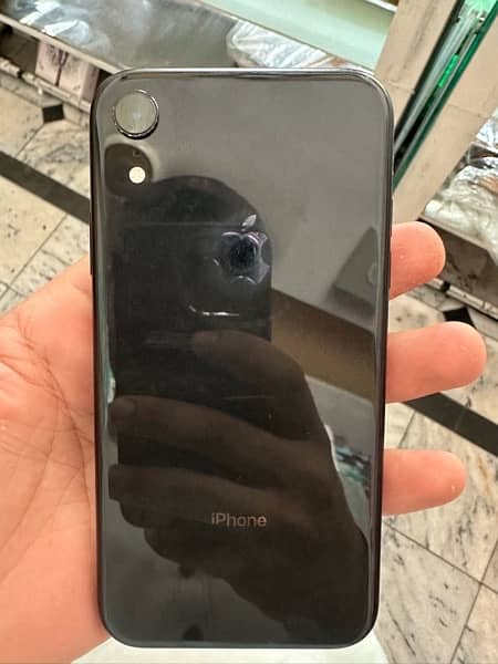 IPHONE XR 1