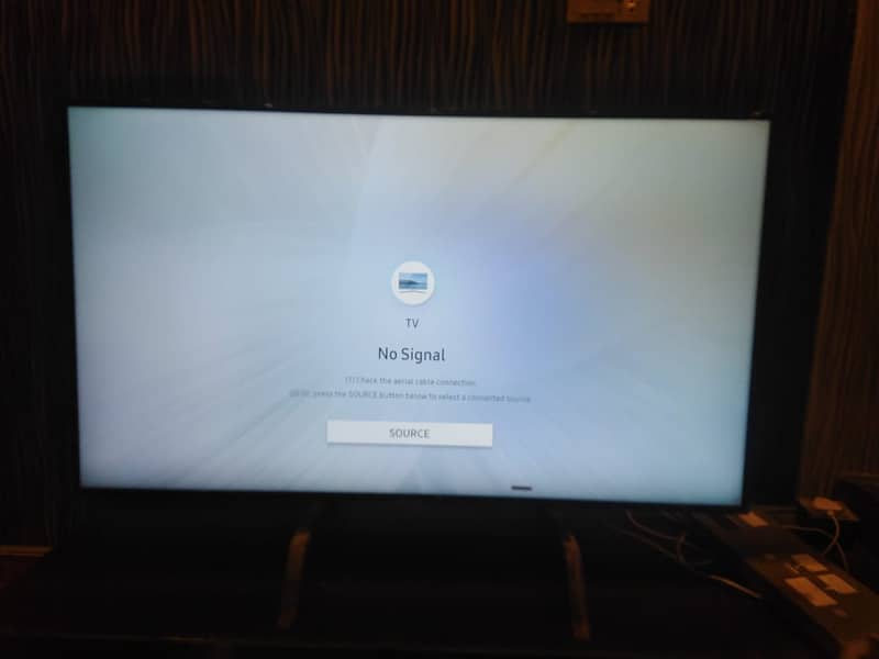 Original 50 inch Samsung smart LED TV on discounted rate 1