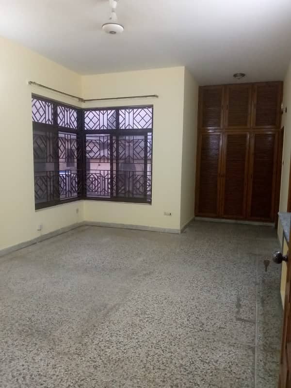 4 bed upper portion for rent in chaklala scheme 3 4