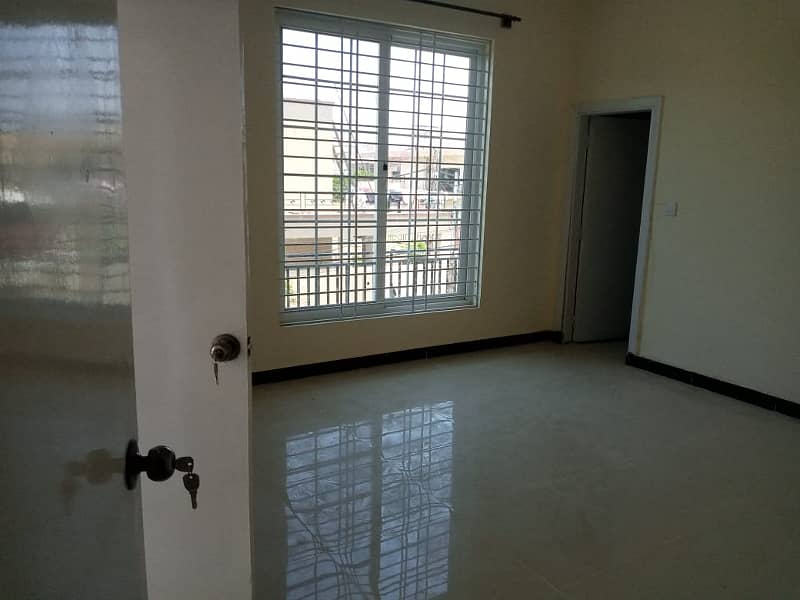 4 bed upper portion for rent in chaklala scheme 3 7