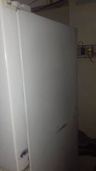 Refrigerator sale L. G urgently 1