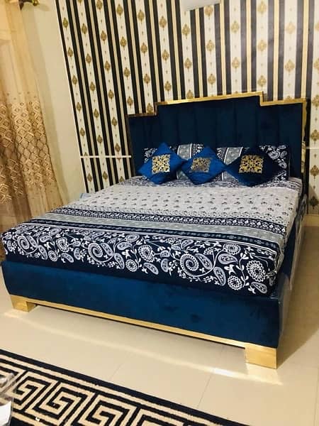 Bed set complete urgent sale , shifting 4