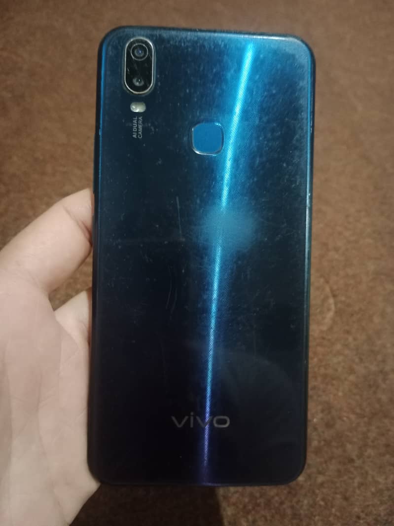 Vivo Y11 , 3/32 6