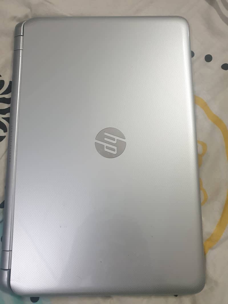 hp laptop i3 6