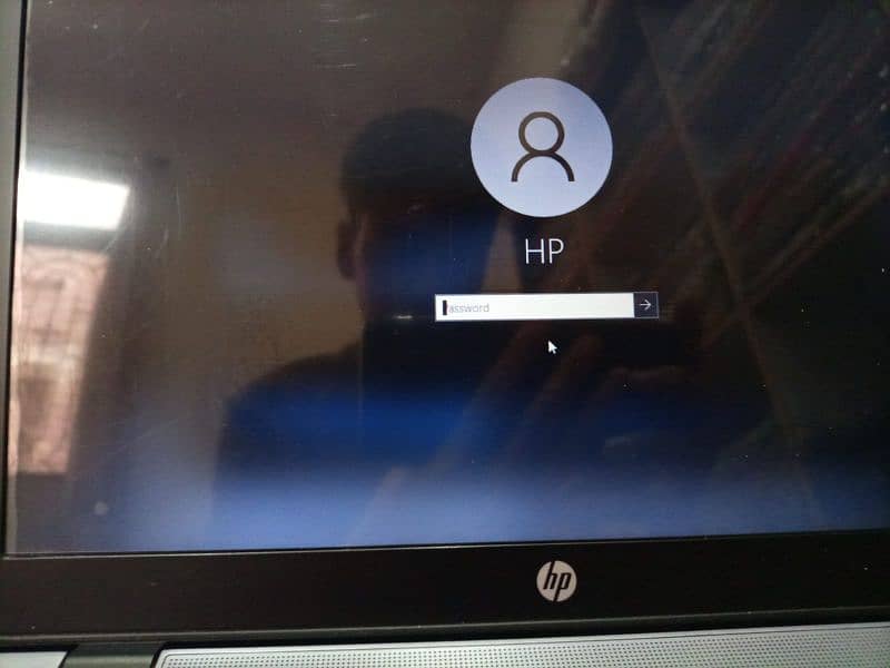 hp laptop very good condition 3