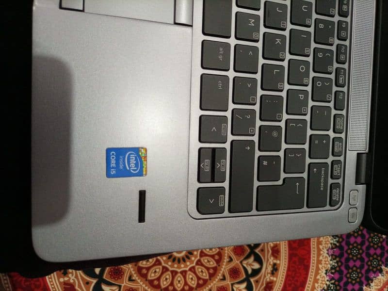 hp laptop very good condition 7