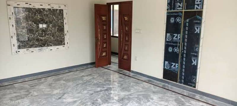 GROUND FLOOR AND FIRST FLOOR PORTION FOR RENT DIRECT OWNER 3