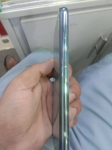Huawei P smart 4/64GB Vivo Y17  6/128GB 7