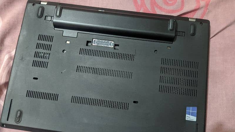 Lenovo ThinkPad T470 7th gen 10/8 condition 2